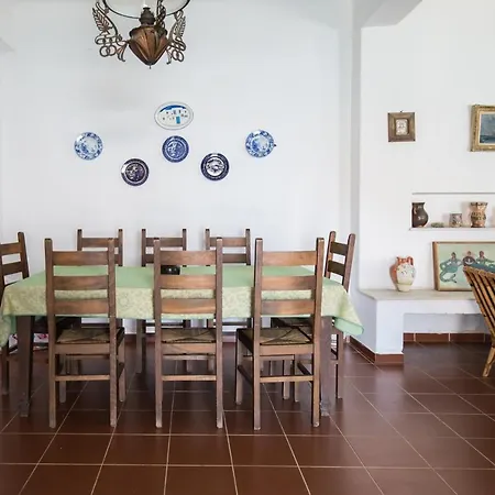 Apartment Petradi & Aegiali